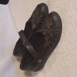 Bass Mary Jane's velcro closure women's size 12